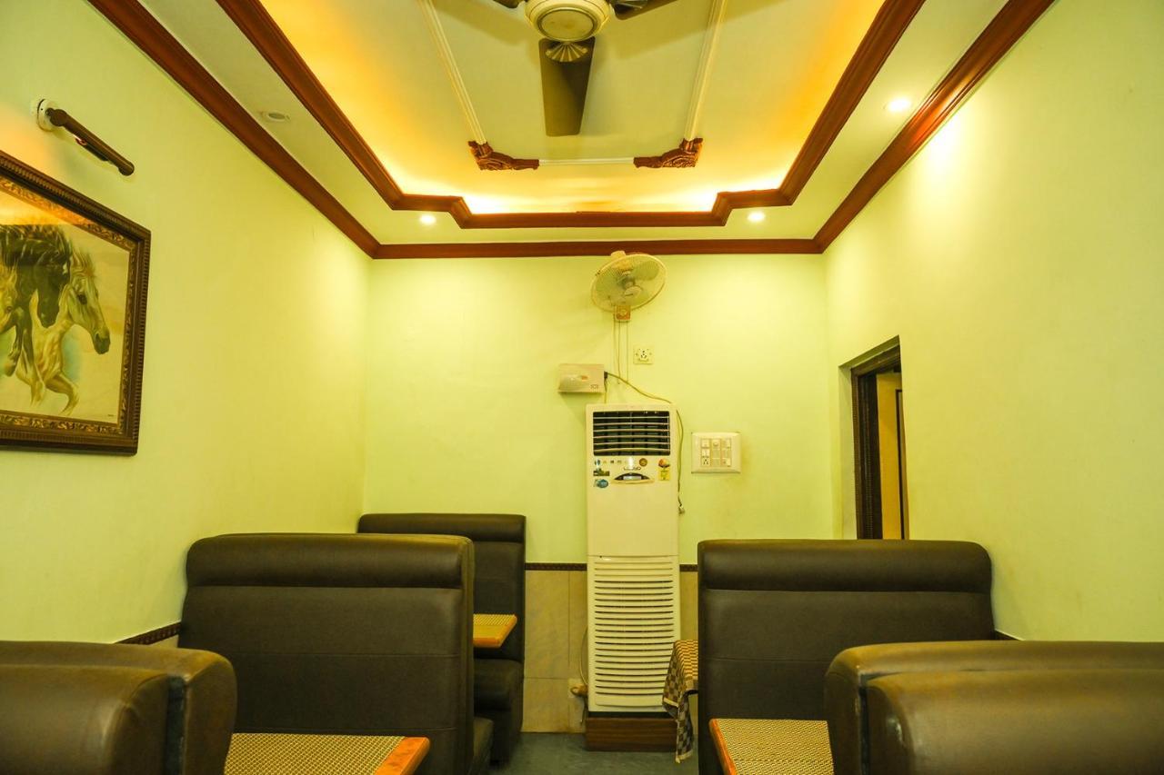 S S Residency Hotel Padubidri Luaran gambar